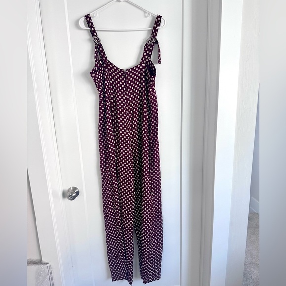 Cleobella Finley Jumpsuit Ditzy Floral Burgundy Size Medium Girly Summer Boho - Picture 3 of 9